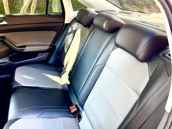 VOLKSWAGEN-VIRTUS-1.0 200 TSI HIGHLINE AUTOMÁTICO VOLKSWAGEN-VIRTUS-2019