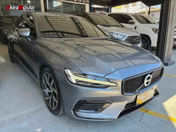 VOLVO S60 2.0 T4 MOMENTUM GASOLINA 4P AUTOMÁTICO VOLVO S60 2.0 T4 MOMENTUM GASOLINA 4P AUTOMÁTICO