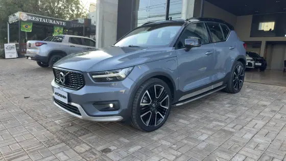 VOLVO XC40 1.5 T5 RECHARGE R-DESIGN GEARTRONIC VOLVO XC40 1.5 T5 RECHARGE R-DESIGN GEARTRONIC