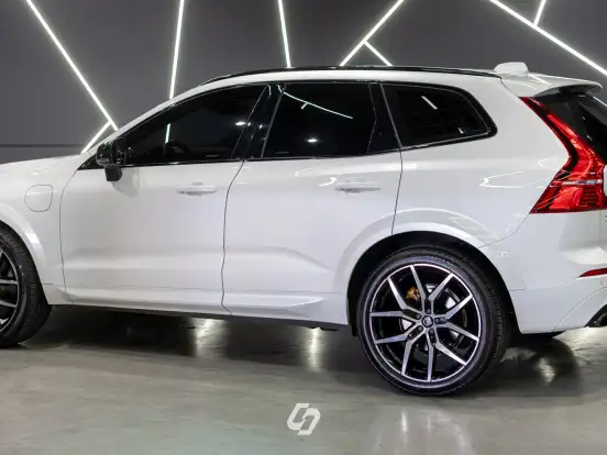 VOLVO-XC60-2.0 T8 HYBRID POLESTAR ENGINEERED AWD GEARTRONIC VOLVO-XC60-2021