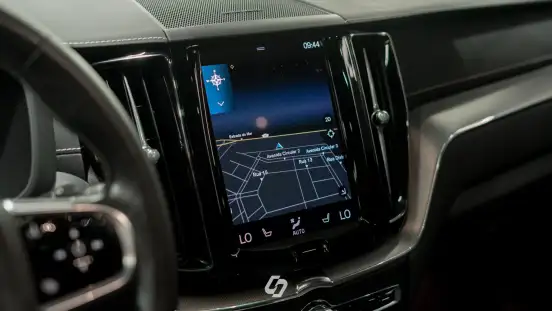 VOLVO-XC60-2021