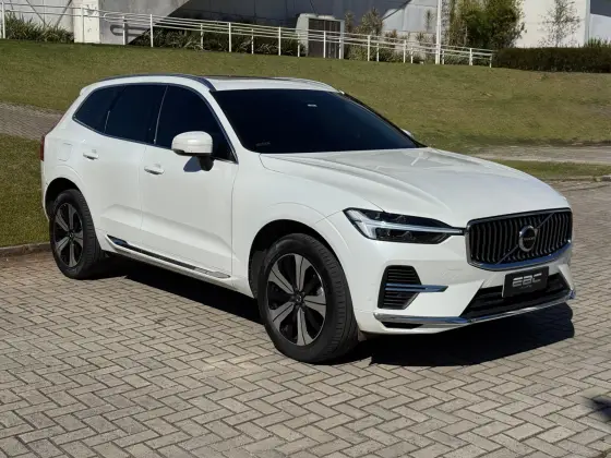 VOLVO XC60 2.0 T8 RECHARGE PLUS AWD GEARTRONIC VOLVO XC60 2.0 T8 RECHARGE PLUS AWD GEARTRONIC