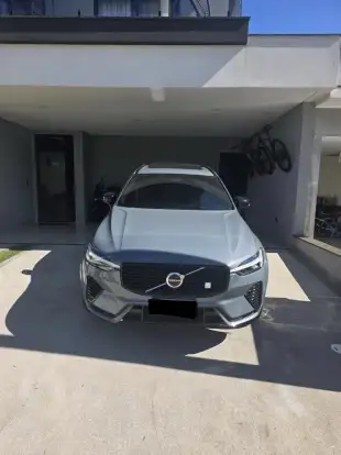 VOLVO-XC60-2024