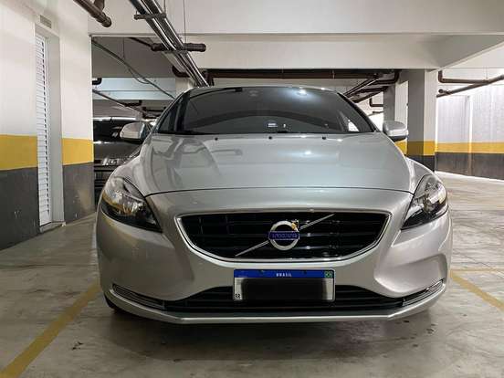 VOLVO-V40-1.5 T3 KINETIC GASOLINA 4P AUTOMÁTICO VOLVO-V40-2016