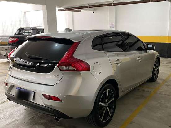 VOLVO-V40-1.5 T3 KINETIC GASOLINA 4P AUTOMÁTICO VOLVO-V40-2016