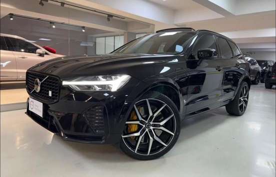 VOLVO-XC60-2023