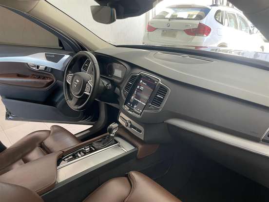 VOLVO-XC90-2.0 D5 DIESEL MOMENTUM AWD GEARTRONIC VOLVO-XC90-2019