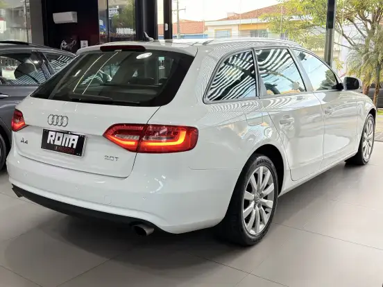 AUDI-A4-2.0 TFSI AMBIENTE AVANT 180CV GASOLINA 4P MULTITRONIC AUDI-A4-2012