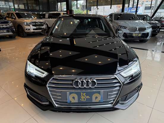 AUDI-A4-2019