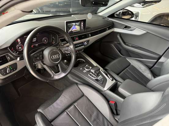 AUDI-A4-2.0 TFSI GASOLINA PRESTIGE S TRONIC AUDI-A4-2019
