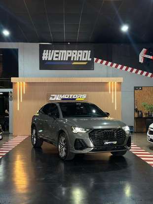 AUDI-Q3-2023