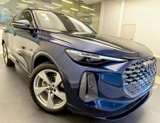 AUDI-Q5-2025