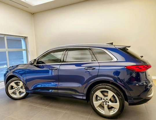 AUDI-Q5-2025