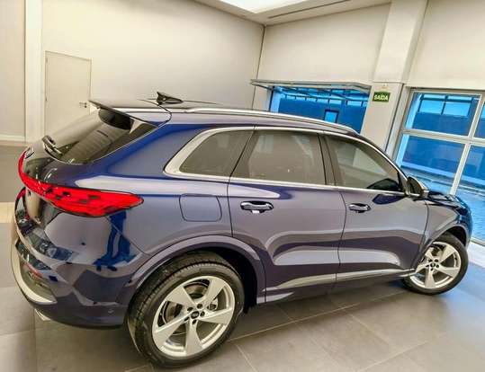 AUDI-Q5-2025