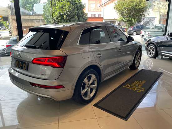 AUDI-Q5-2.0 TFSI GASOLINA SECURITY S TRONIC AUDI-Q5-2019