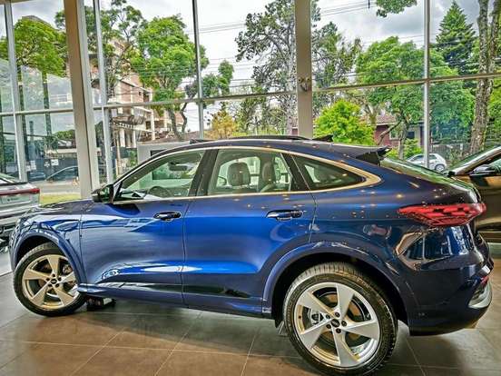 AUDI-Q5-2.0 TFSI GASOLINA SPORTBACK ADVANCED QUATTRO S TRONIC AUDI-Q5-2025