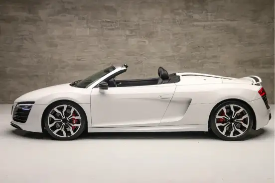 AUDI-R8-2013