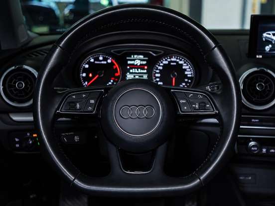 AUDI-A3-2020