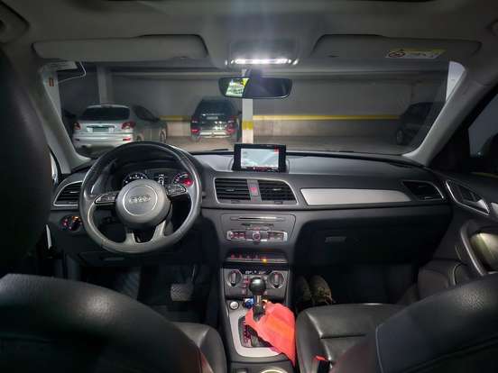 AUDI-Q3-2018