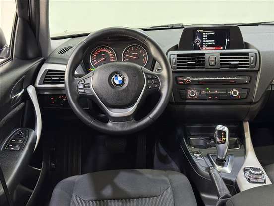 BMW-118i-2014
