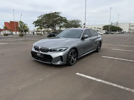 BMW 320i 2.0 16V TURBO FLEX M SPORT AUTOMÁTICO BMW 320i 2.0 16V TURBO FLEX M SPORT AUTOMÁTICO