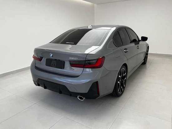 BMW-320i-2025