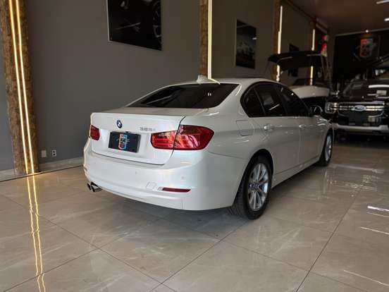 BMW-328i-2013