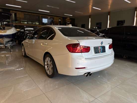 BMW-328i-2.0 GP 16V GASOLINA 4P AUTOMÁTICO BMW-328i-2013