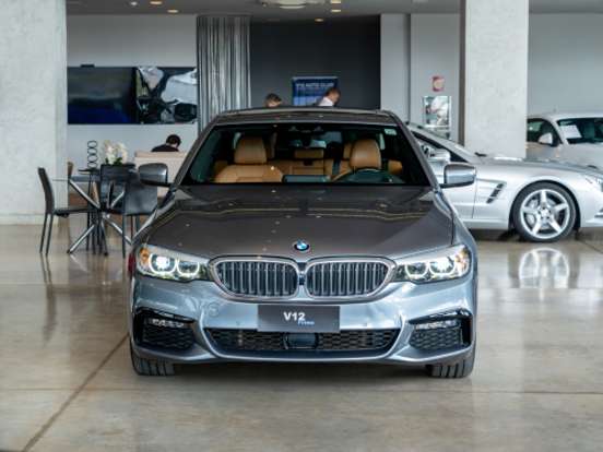 BMW-530e-2.0 16V TWINPOWER HÍBRIDO M SPORT AUTOMÁTICO BMW-530e-2019