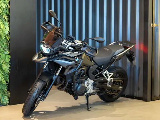 BMW F 800 GS PLUS BMW F 800 GS PLUS