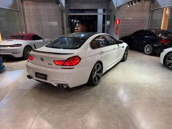 BMW-M6-2016