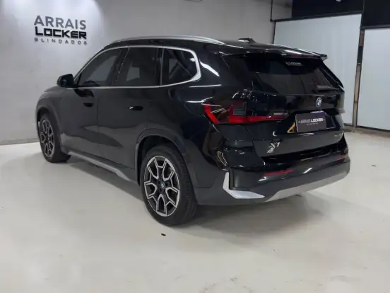 BMW-X1-2.0 16V TURBO GASOLINA SDRIVE20I X-LINE STEPTRONIC BMW-X1-2025
