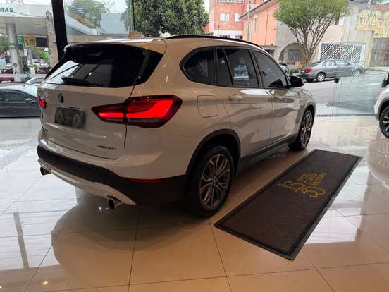 BMW-X1-2.0 16V TURBO ACTIVEFLEX SDRIVE20I 4P AUTOMÁTICO BMW-X1-2019