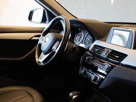 BMW-X1-2.0 16V TURBO GASOLINA SDRIVE20I GP 4P AUTOMÁTICO BMW-X1-2016