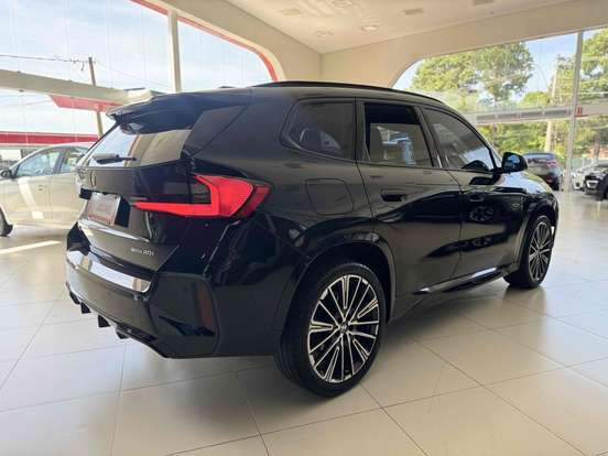 BMW-X1-2023