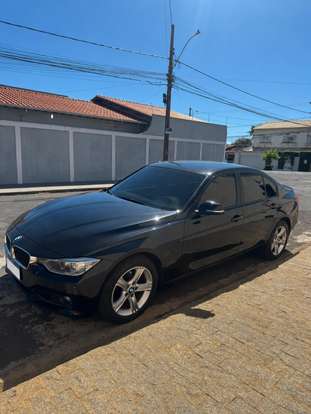 BMW-320i-2014