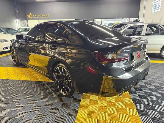 BMW-320i-2025