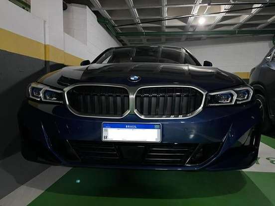 BMW-320i-2024