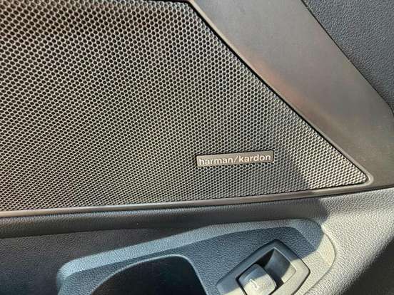 BMW-320i-2.0 16V TURBO GASOLINA M SPORT AUTOMÁTICO BMW-320i-2019