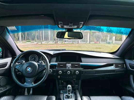 BMW-550i-2008