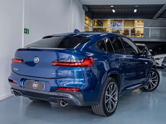 BMW-X4-2019