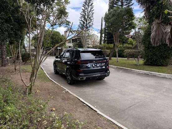 BMW-X5-2025