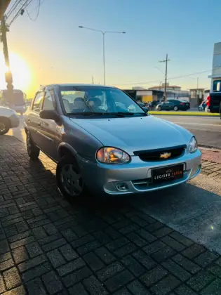 CHEVROLET CORSA 1.0 MPFI CLASSIC SEDAN LIFE 8V FLEX 4P MANUAL CHEVROLET CORSA 1.0 MPFI CLASSIC SEDAN LIFE 8V FLEX 4P MANUAL