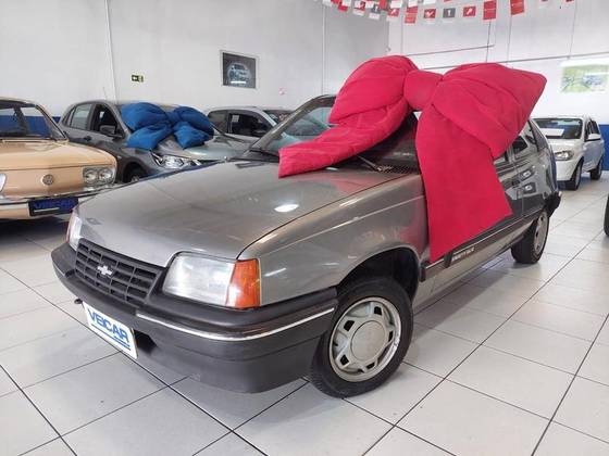 CHEVROLET KADETT 1.8 EFI SL/E 8V GASOLINA 2P MANUAL