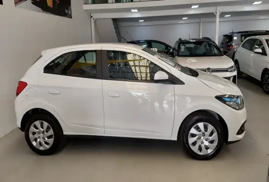 CHEVROLET-ONIX-1.4 MPFI LT 8V FLEX 4P MANUAL CHEVROLET-ONIX-2015