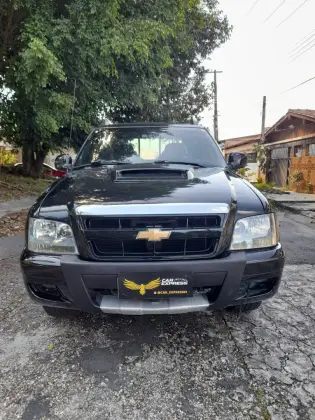 CHEVROLET S10 2.4 MPFI EXECUTIVE 4X2 CD 8V FLEX 4P MANUAL CHEVROLET S10 2.4 MPFI EXECUTIVE 4X2 CD 8V FLEX 4P MANUAL
