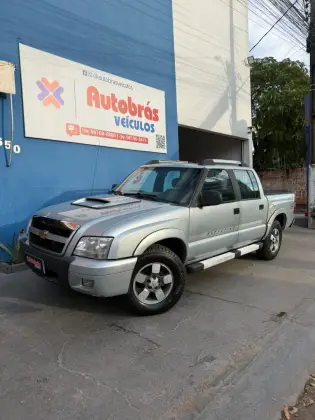 CHEVROLET S10 2.4 MPFI EXECUTIVE 4X2 CD 8V FLEX 4P MANUAL CHEVROLET S10 2.4 MPFI EXECUTIVE 4X2 CD 8V FLEX 4P MANUAL