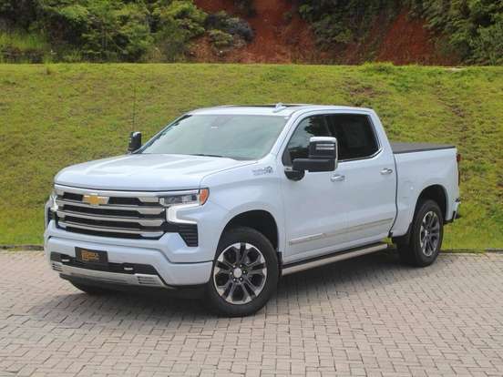 CHEVROLET-SILVERADO-5.3 V8 GASOLINA 1500 HIGH COUNTRY 4X4 AUTOMÁTICO CHEVROLET-SILVERADO-2026