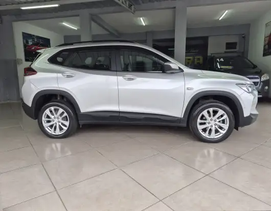 CHEVROLET-TRACKER-2022