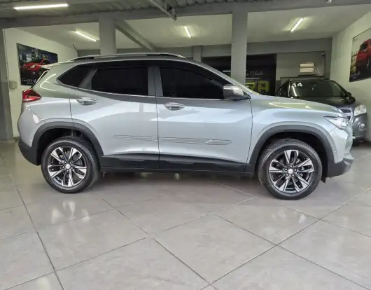CHEVROLET-TRACKER-2024